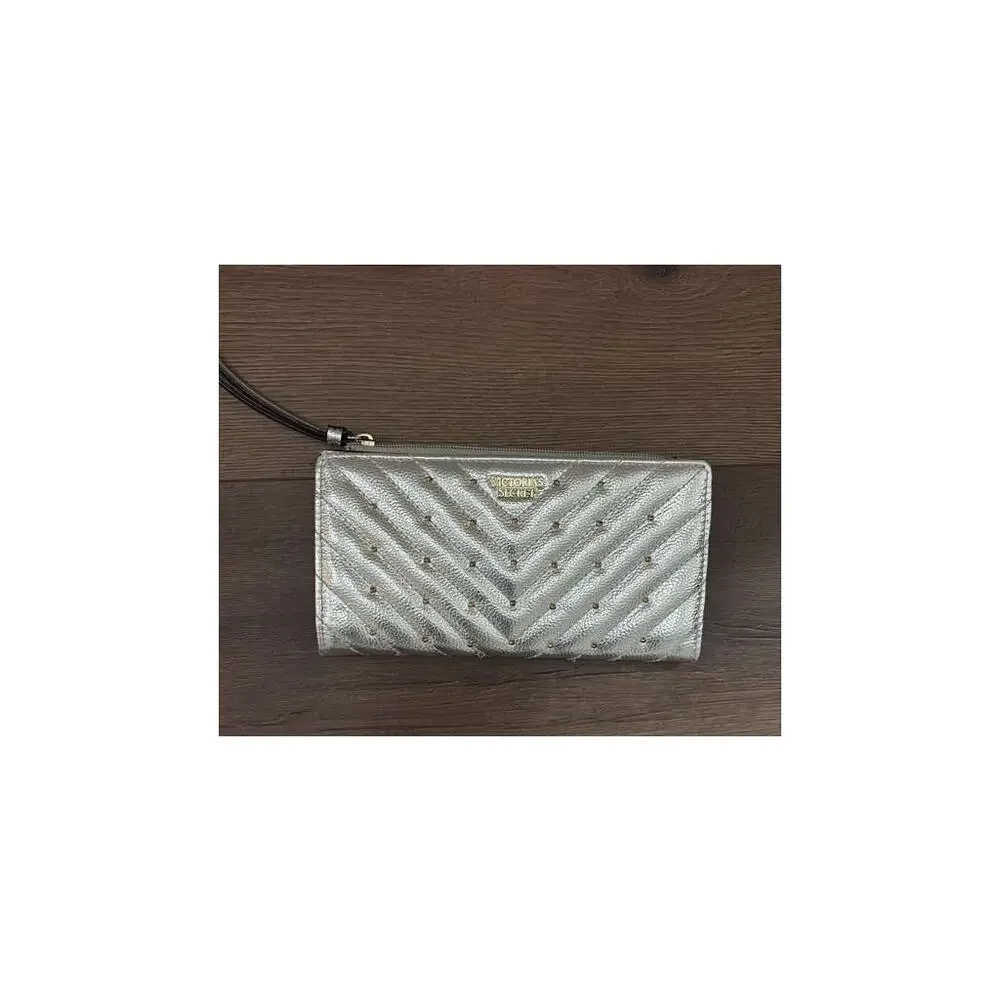 Victoria's Secret Silver Quilted Studded Wristlet Wallet & Organizer